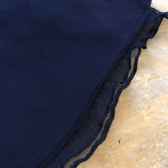 Elie Tahari navy top with gauze back size m - Picture 4 of 9